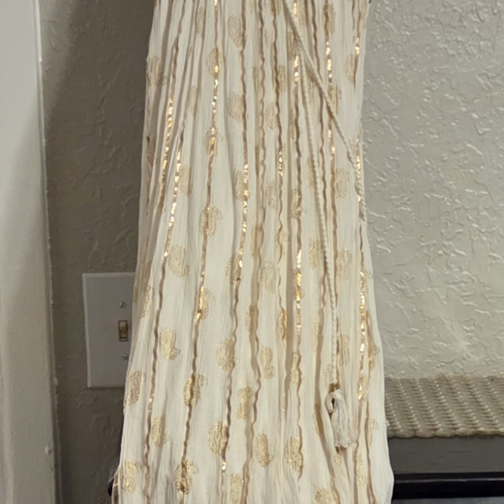 Elegant Cream and Gold Women's Skirt